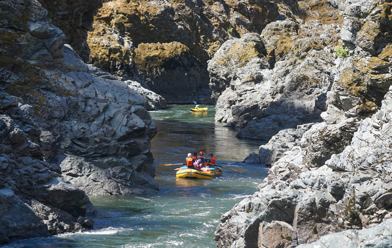 San Francisco to Southern Oregon road trip: Rogue River rafting