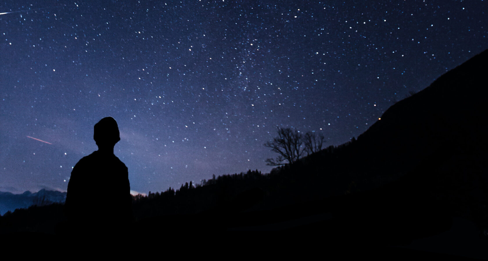 stars will guide us home 💫 — skyholic: He's just standing there… MENACINGLY !